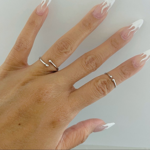 Sterling silver dainty stack ring, dainty ring, silver ring, midi ring, toe ring - Picture 11 of 12